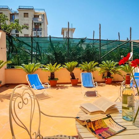 Bright House Apartamento Sorrento Exterior foto